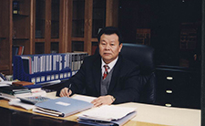 “做企业就像爬山”——访BB在线客服董事长李建华